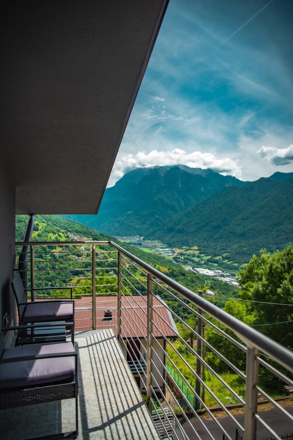 Day, Natural landscape, Balcony/Terrace, Mountain view