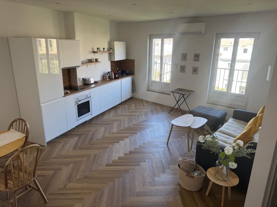 Living room, kitchen