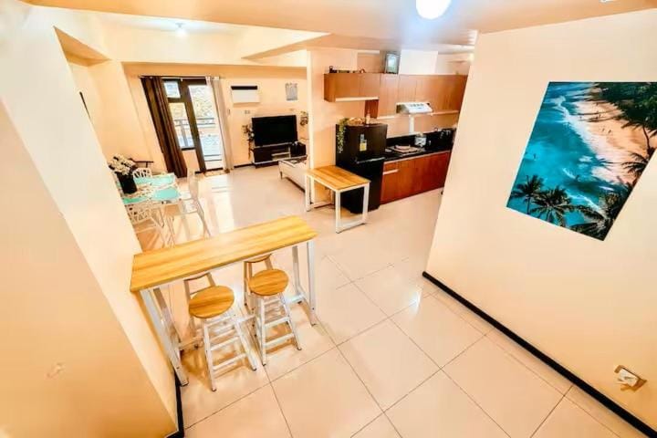 The Radiance Manila bay 2BR Apartment hotel in Pasay