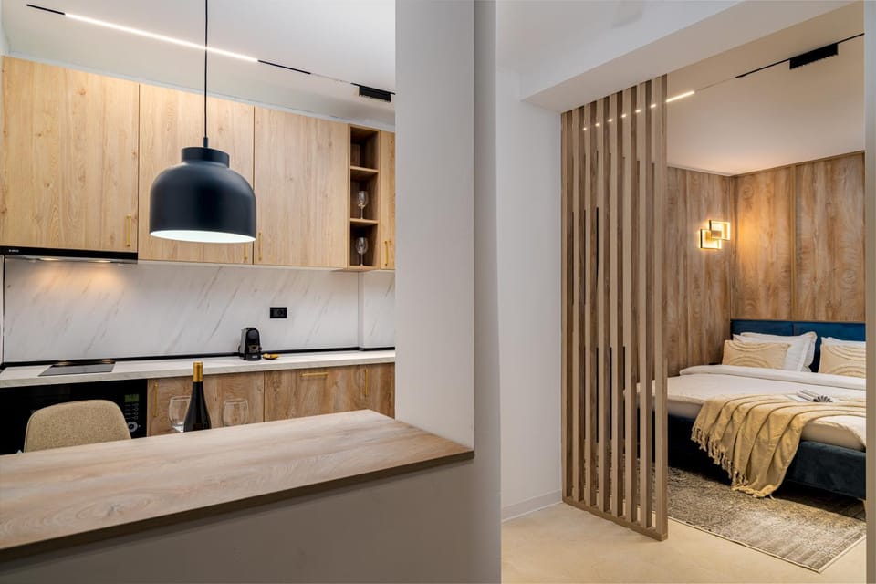Kitchen or kitchenette, Bedroom