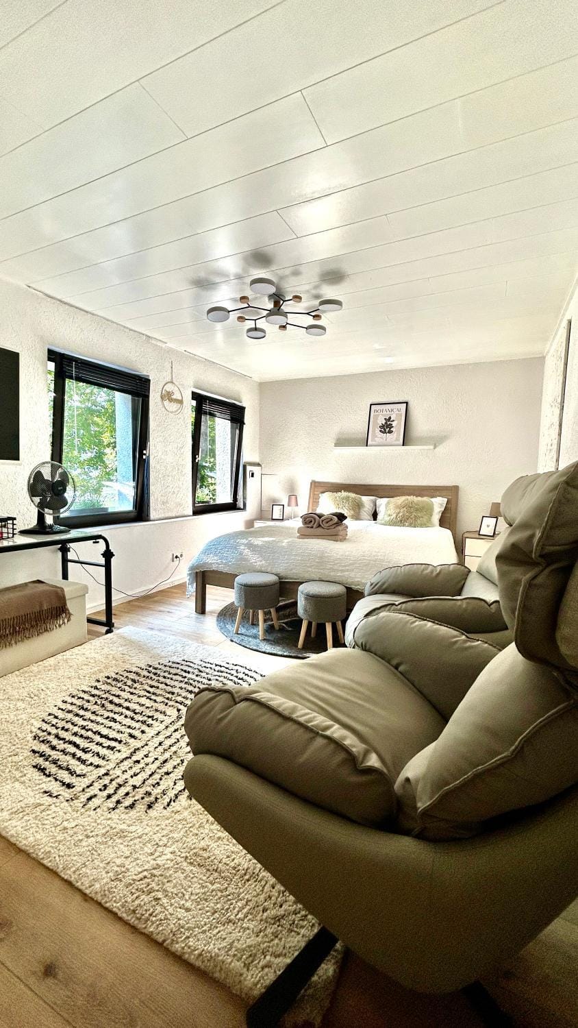 Living room, Bedroom