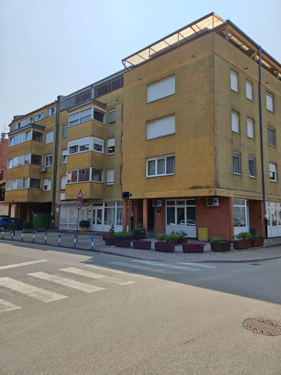 Property building, Location