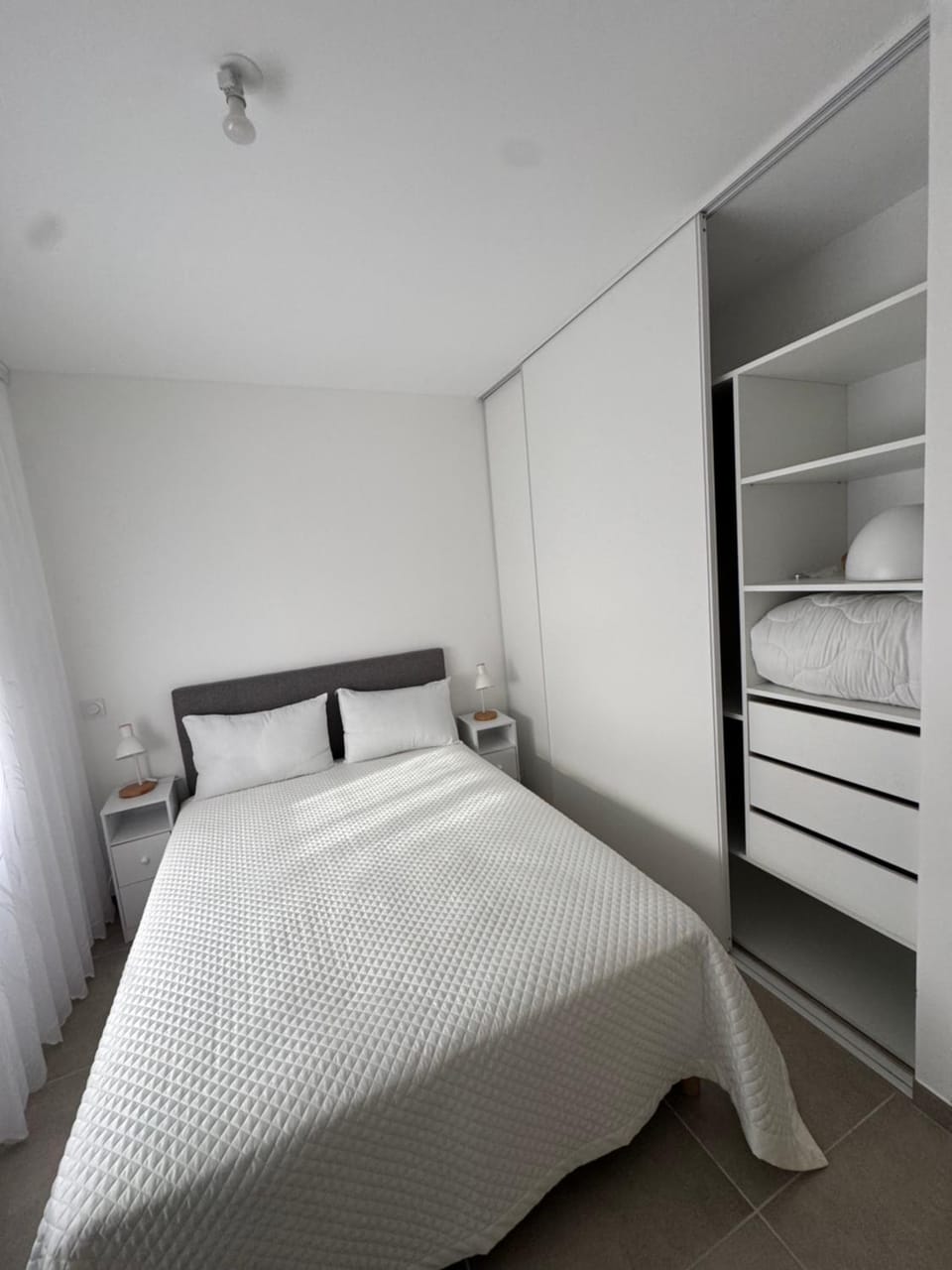 Bed, Photo of the whole room, Bedroom, wardrobe