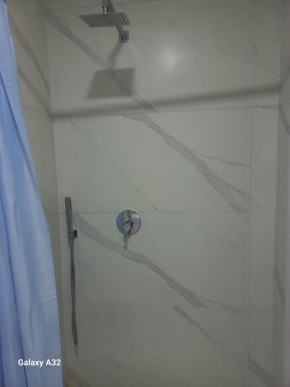 Ulliri 2 Apartment in Tirana