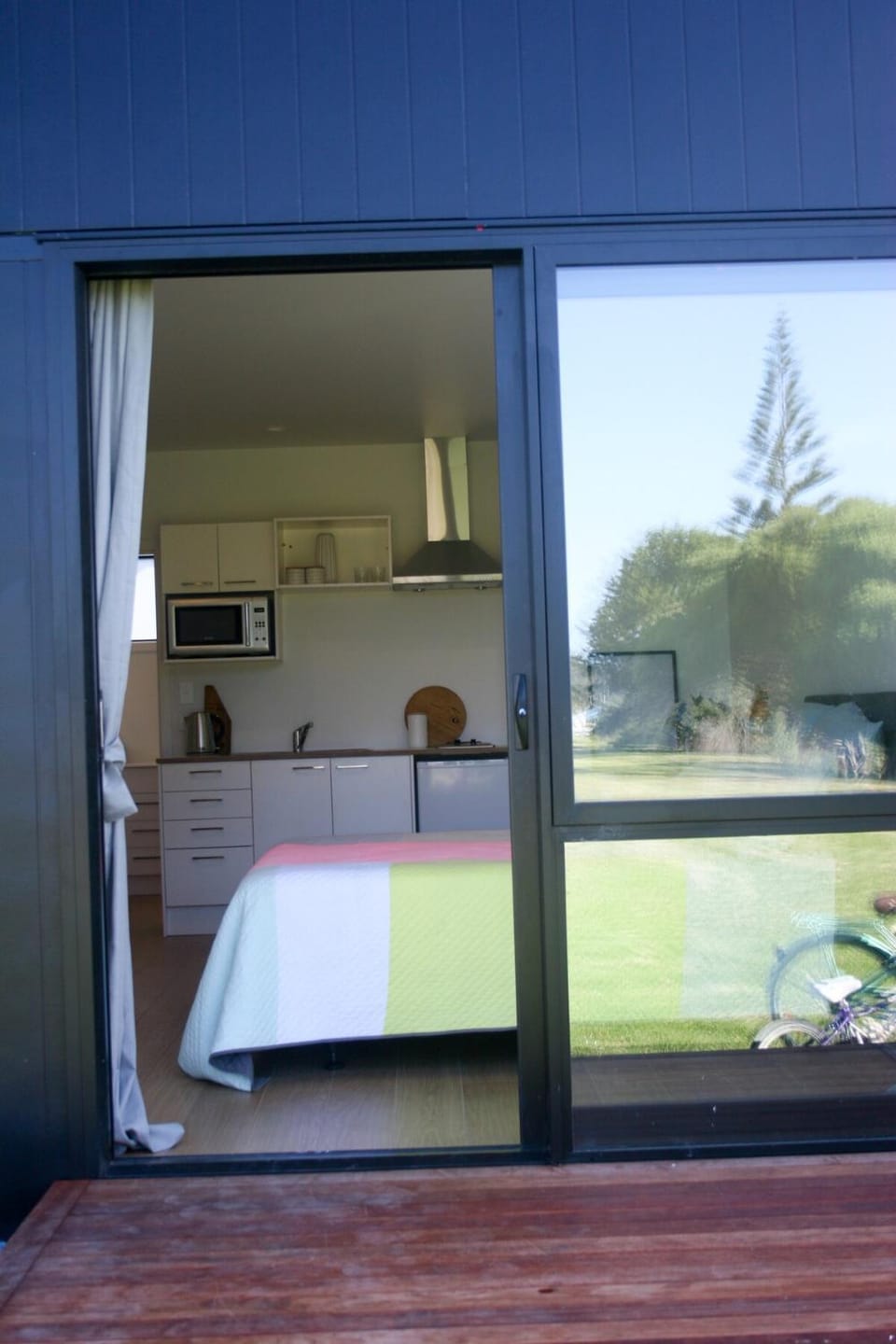 Wainui Beach studio - 2 minutes walk to beach Apartment in Gisborne