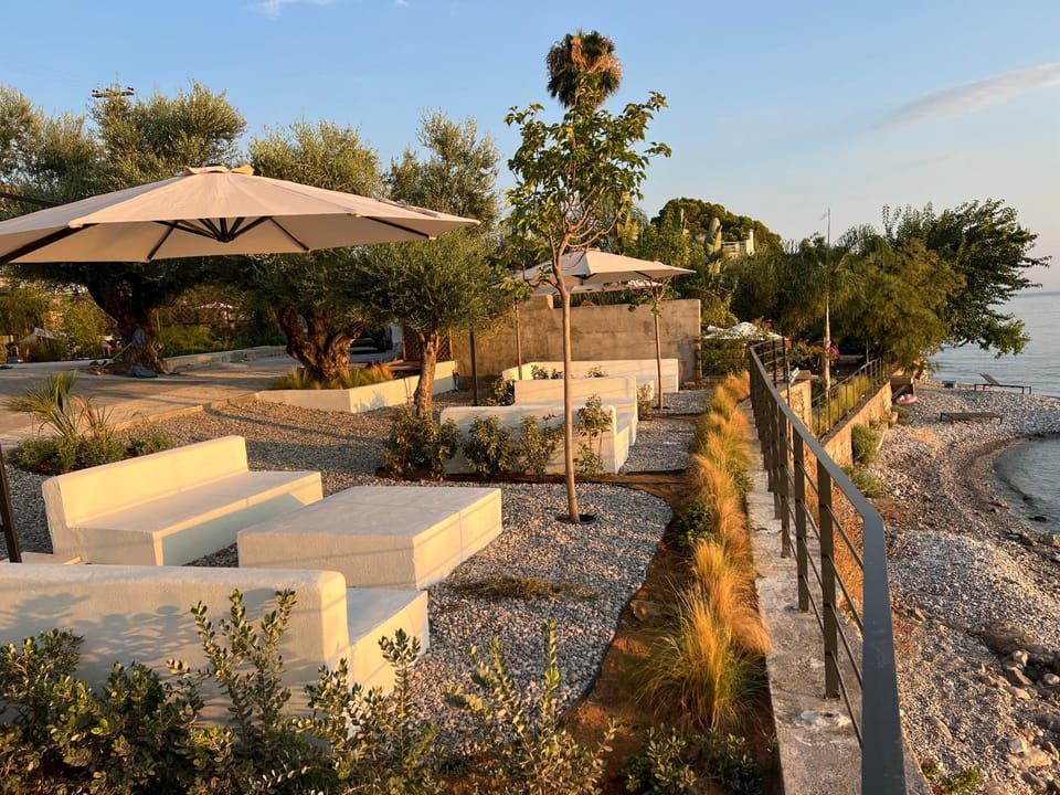 Garden, Beach, Sea view