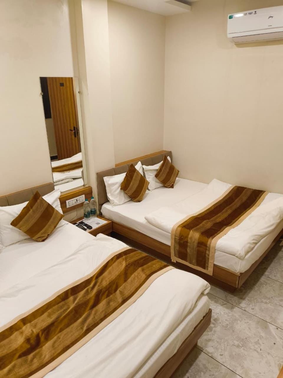 Shri ShyamRaj Hotel Ujjain Hotel in India