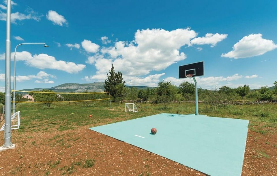Patio, Children play ground