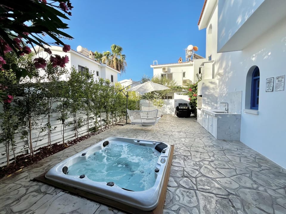 Patio, Garden, Garden view