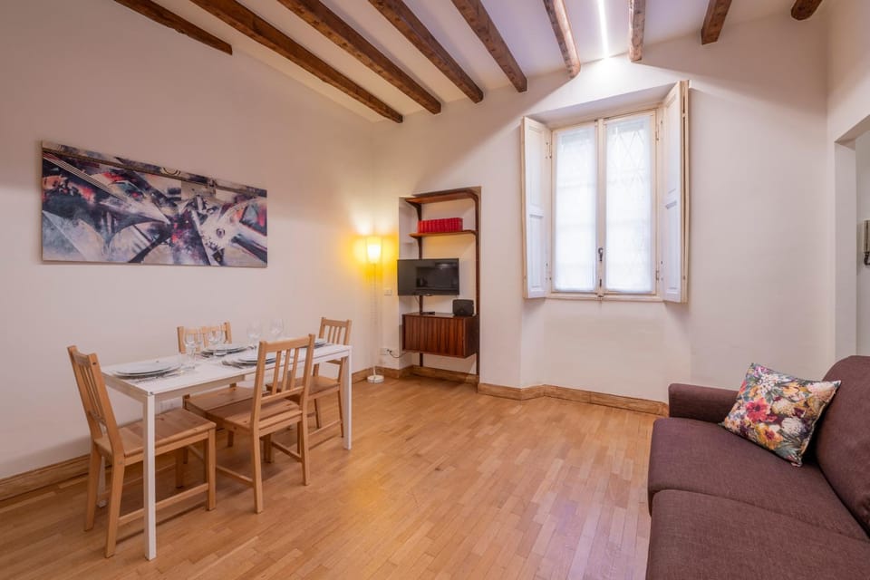 TV and multimedia, Living room, Dining area
