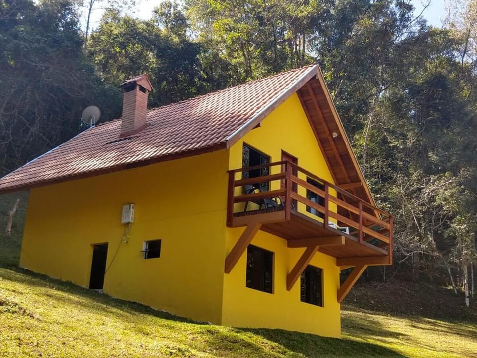 Chalé Portal Lazer Chalet in State of São Paulo
