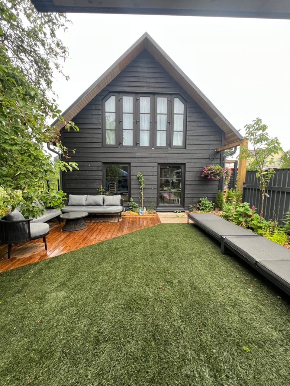 Property building, Patio, Garden
