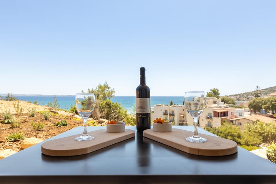 Natural landscape, View (from property/room), Balcony/Terrace, Dining area