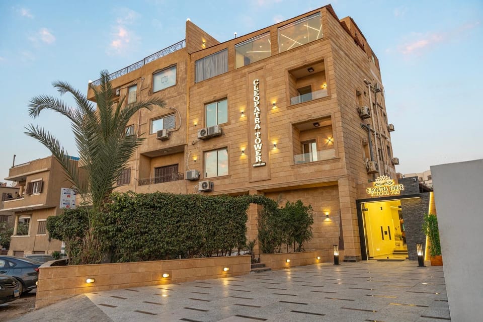 Property building, Neighbourhood, Street view, Parking