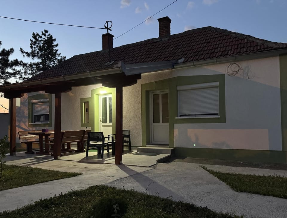 Forest House Apartment in Serbia