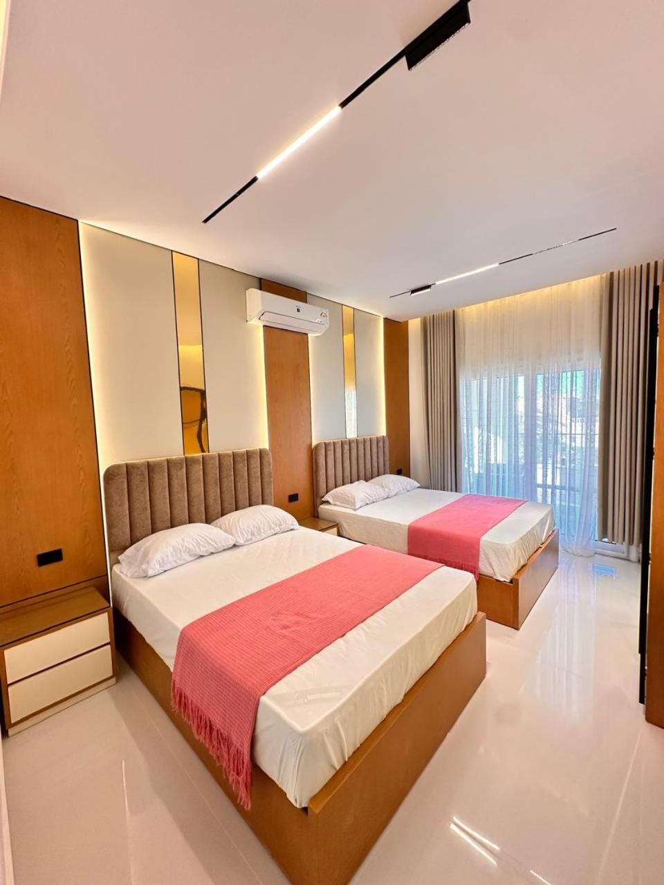 Luxury Stay to Remember 5 Bedroom Rental in Marina 5 ج4 Villa in Egypt