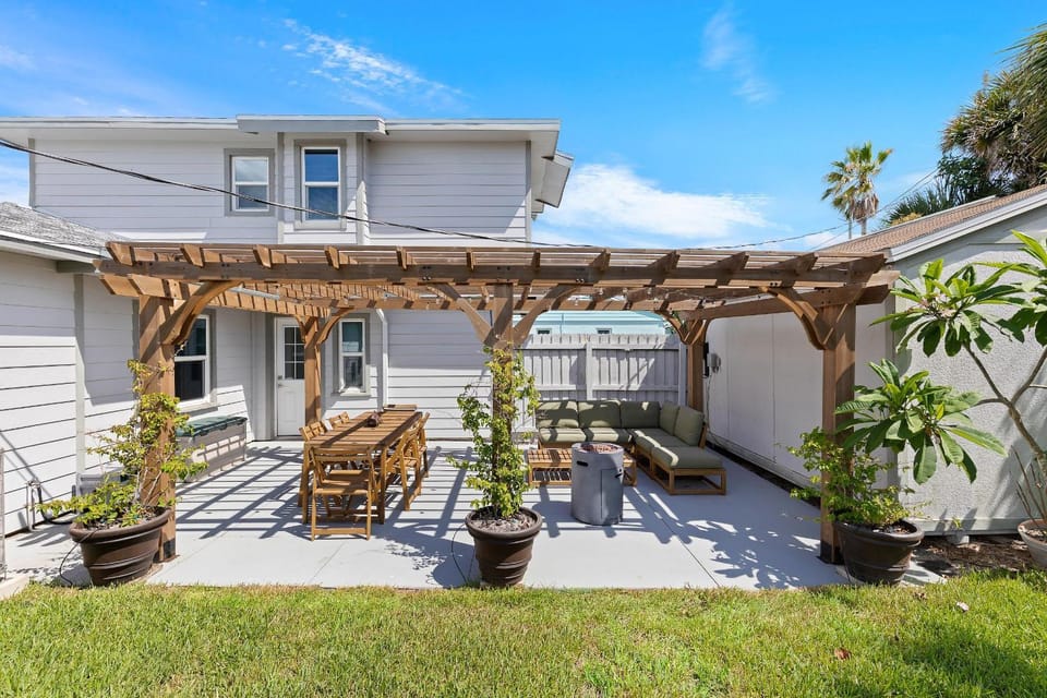 Smyrna Sol House in New Smyrna Beach