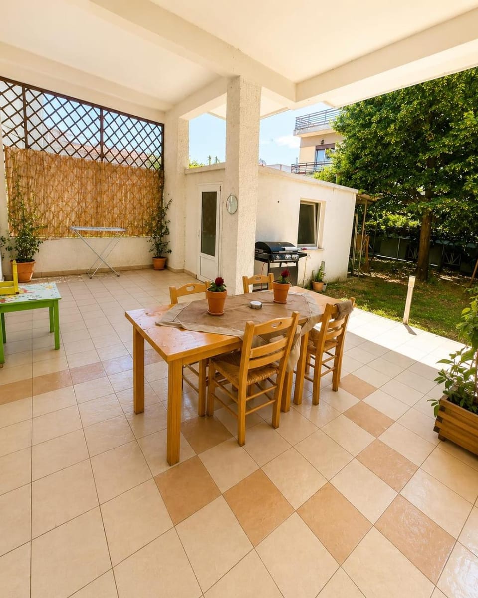 Day, Garden, Balcony/Terrace