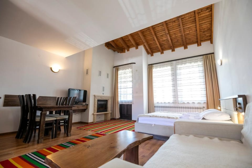 Communal lounge/ TV room, Photo of the whole room