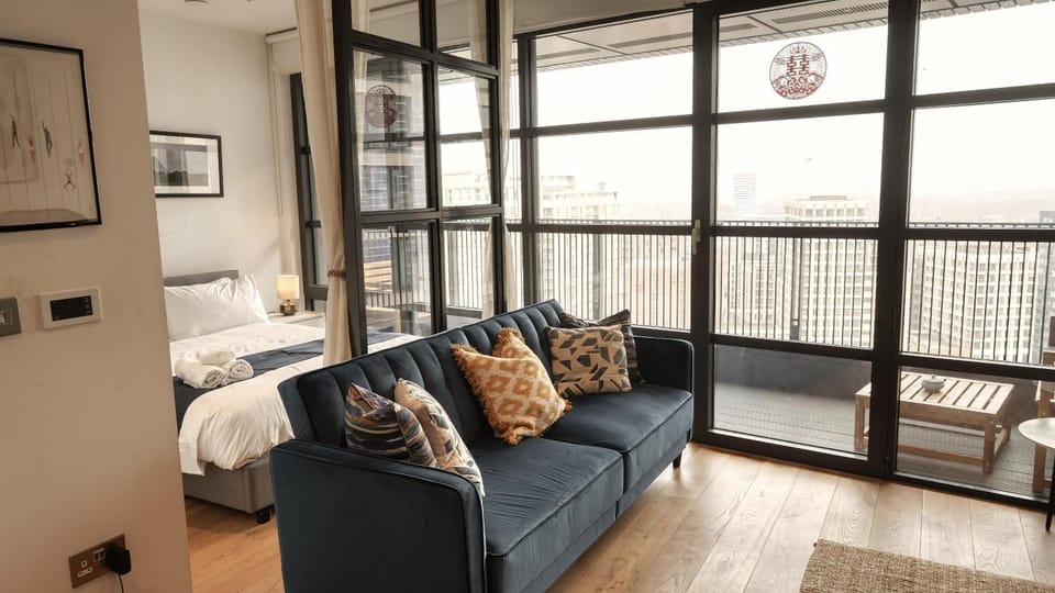 London Iconic View Retreat Apartment in London