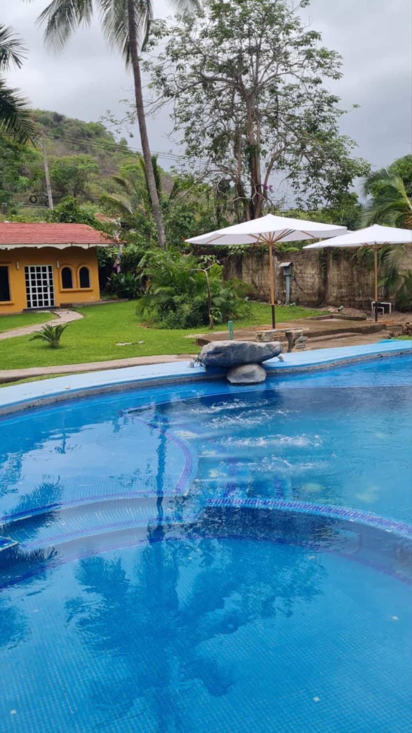 Swimming pool