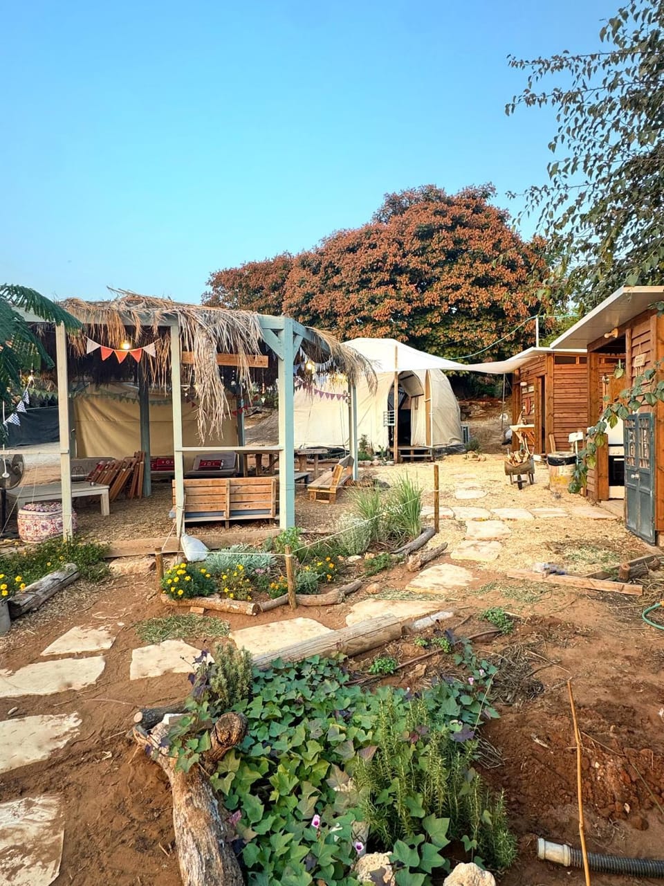 משק רפאל - פרדס חנה Luxury tent in Israel