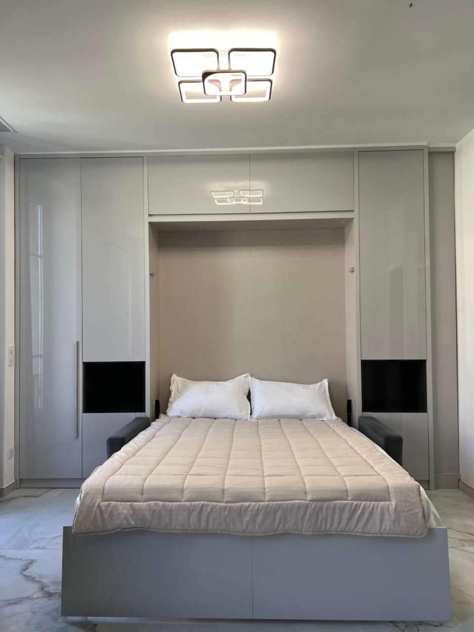 Grand Studio Luxe Apartment in Nice