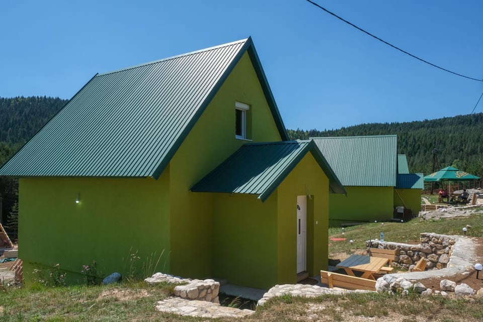 Pine Villa in Montenegro
