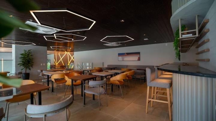 Beach Class Meireles Studio Rooftop 500m BeiraMar Apartment in Fortaleza