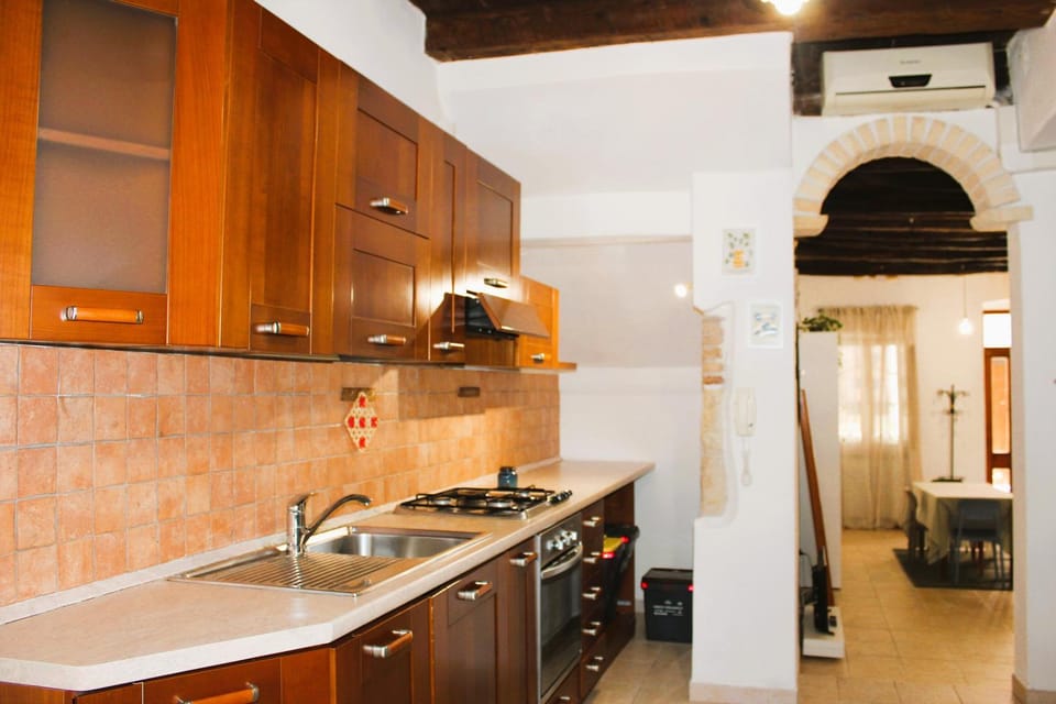 Kitchen or kitchenette, dishwasher, oven, toaster, kitchen, air conditioner