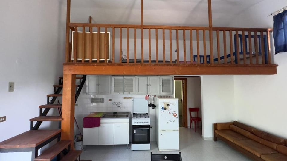 La Casina in the Orange Grove House in Province of Foggia