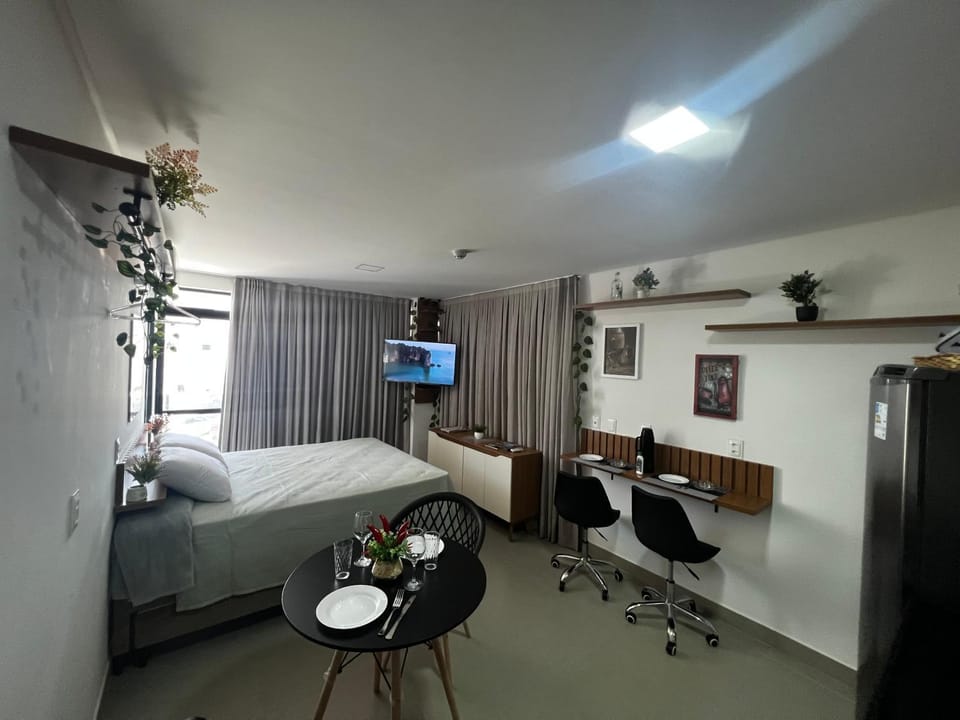Bed, TV and multimedia, Bedroom