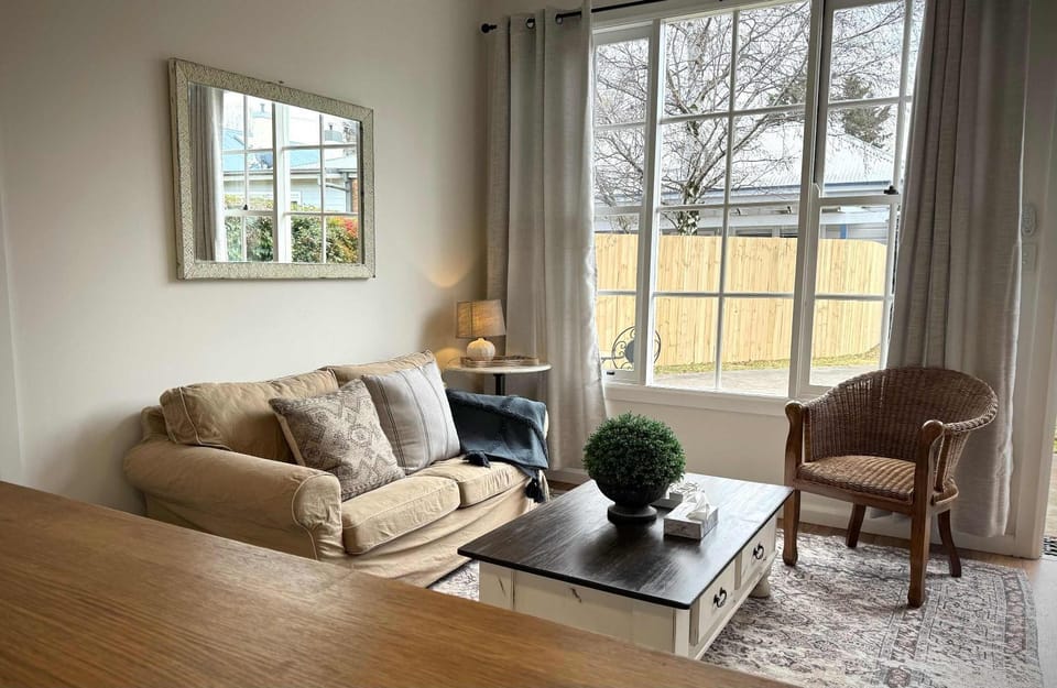 The Summer Cottage - Slow Living Apartment in Orange