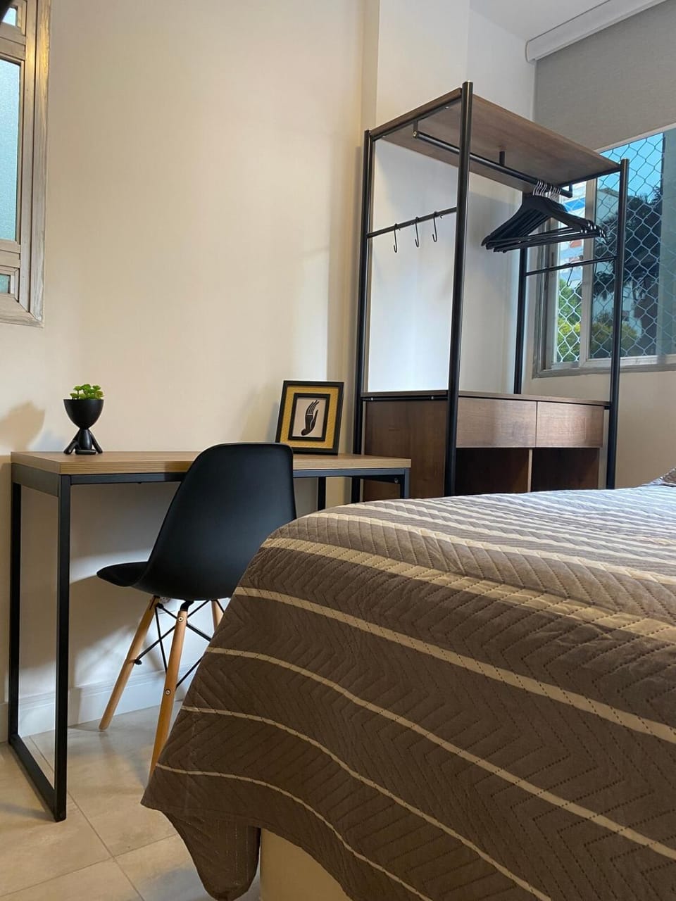 Studio Industrial em Rua Tranquila Perto Av Paulista Apartment in Sao Paulo City