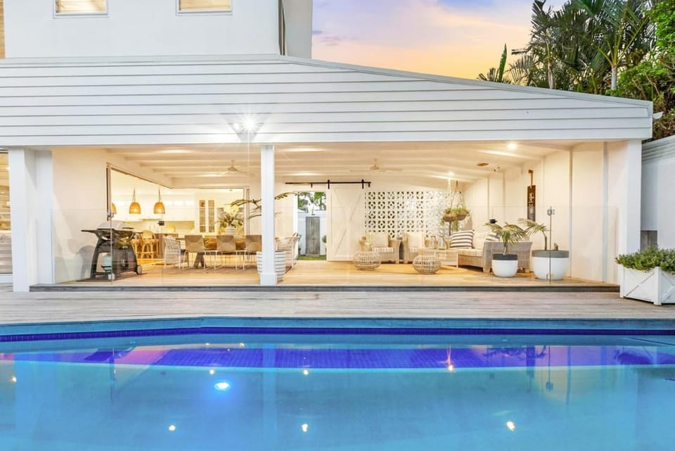 Coastal Luxe - Hampton inspired House in Kingscliff
