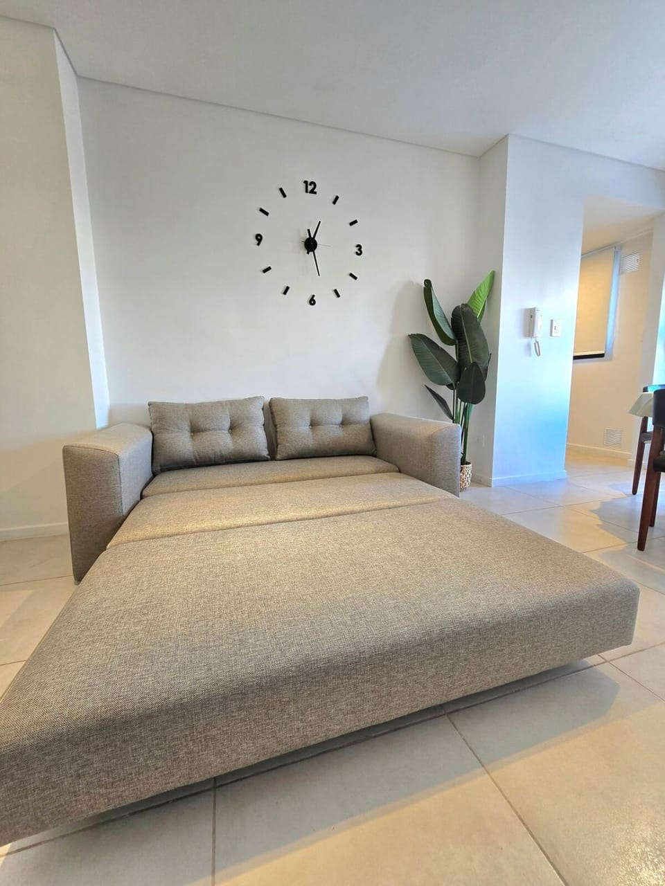 Bed, Living room