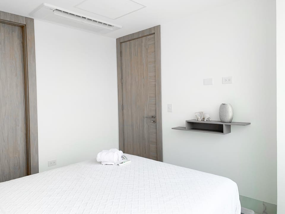 Bed, Photo of the whole room, Bedroom, towels, wardrobe