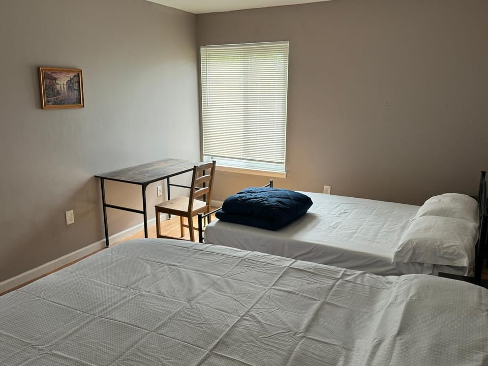 Near To CCBC ESSEX Room 202 Vacation rental in White Marsh