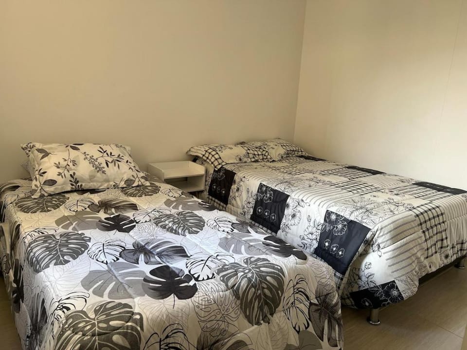 Apartamento con Piscina - Vista a las montañas - Villeta a 90 min de Bogotá Apartment in Villeta