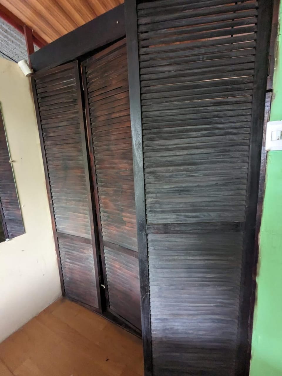 wardrobe