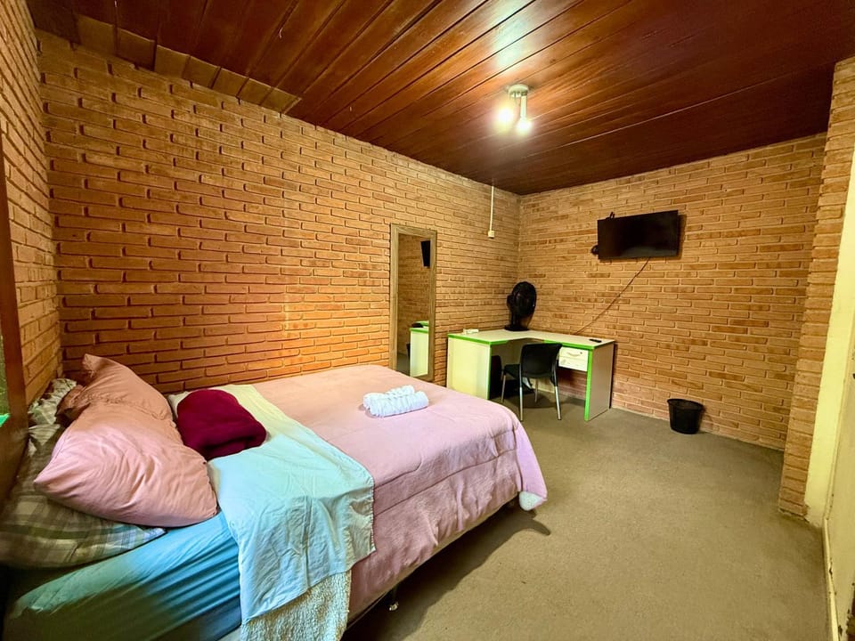 Quarto privado no Centro Vacation rental in Botucatu