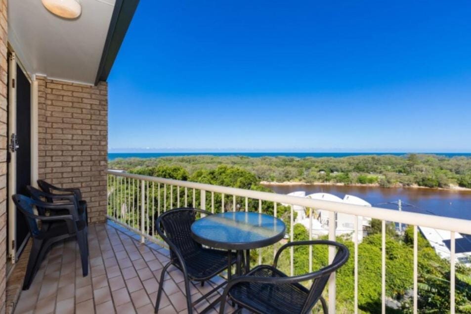 Natural landscape, Balcony/Terrace, River view