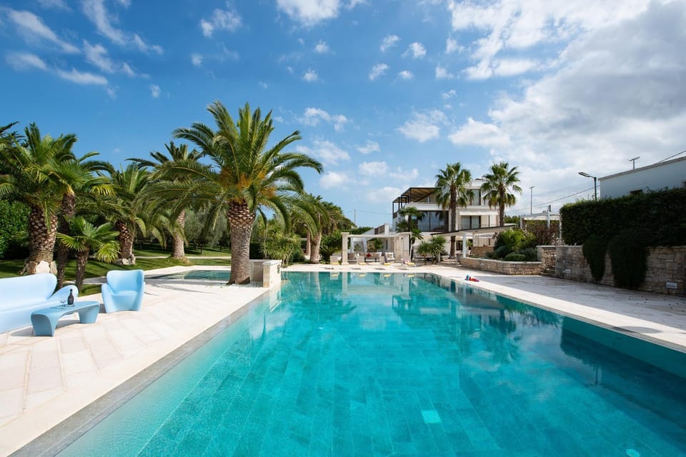 Esclusiva Villa Moderna con Piscina e Campo da Tennis Villa in Province of Taranto
