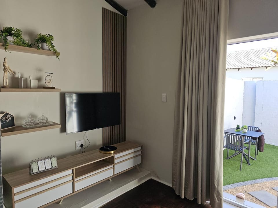Lanina Garden Unit Apartment in Sandton