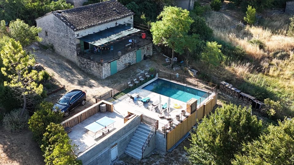 Les terrasses des pourquiers House in Gordes