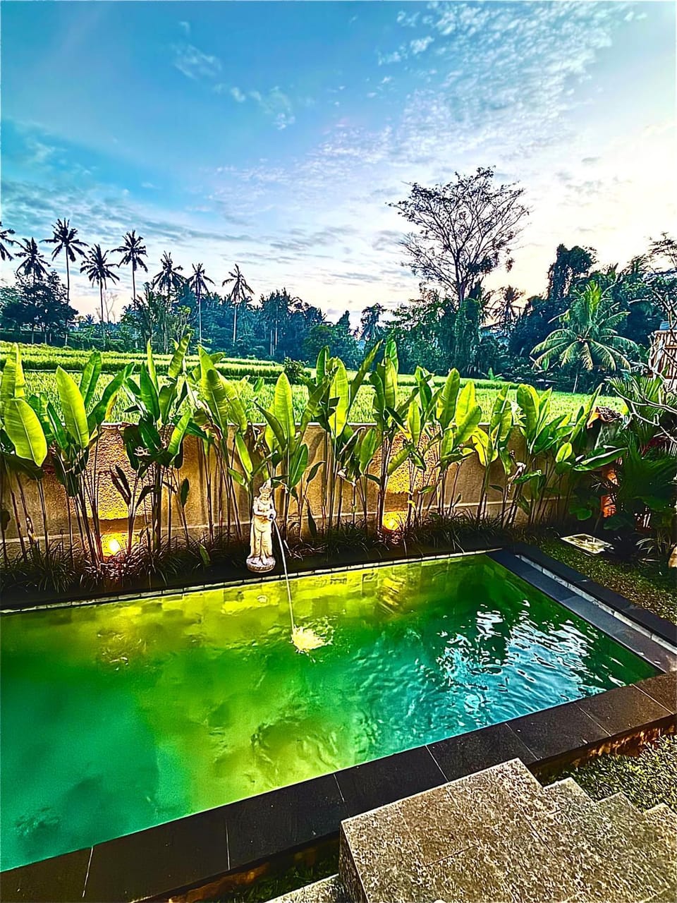 Araminta wooden villa Apartment in Tampaksiring