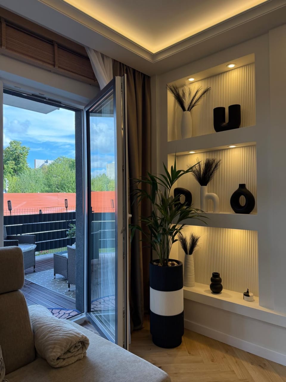 Living room, Seating area
