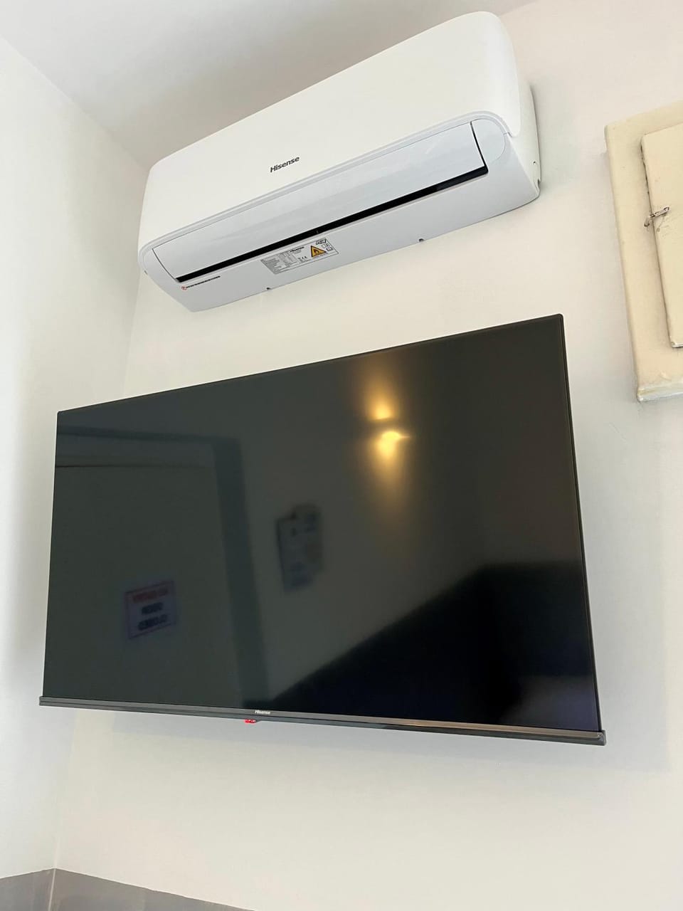 TV and multimedia, air conditioner