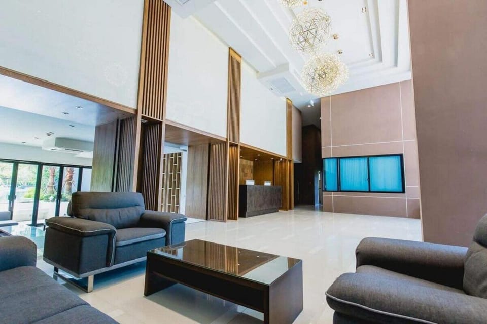 Modern 1 bedroom in Surin beach Apartment in Choeng Thale