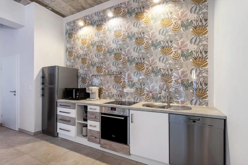 Kitchen or kitchenette, Living room